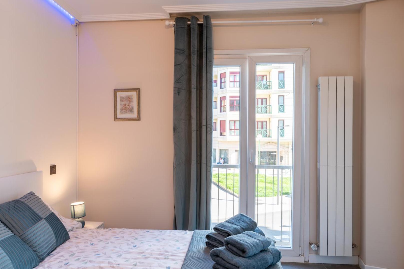 Forum Evolucion Residence Burgo Zewnętrze zdjęcie